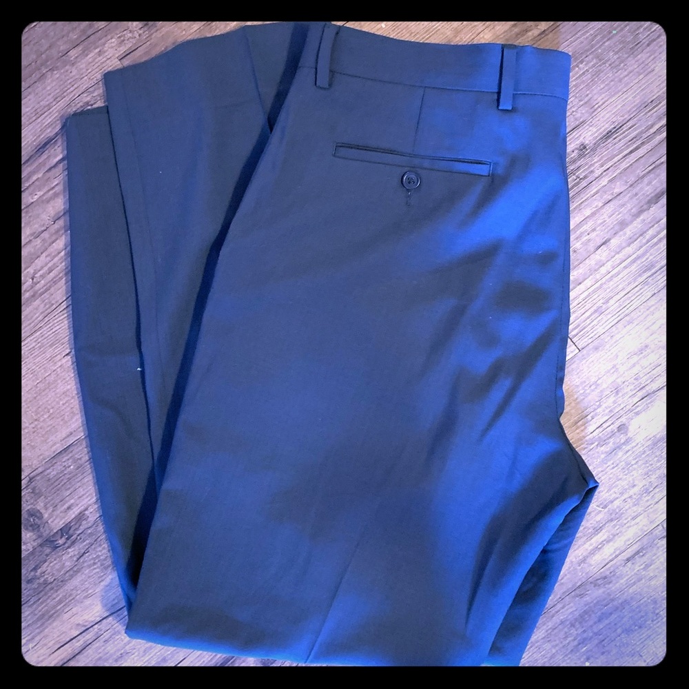 Saks Fifth Ave men’s dark gray 36R dress pants